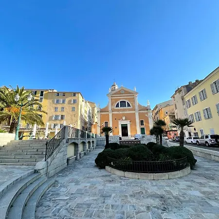 Apartment Moderne , Rue Pietonne Centre Ajaccio (Corsica)